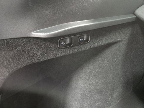 Used 2023 Tesla Model Y Long Range image 44