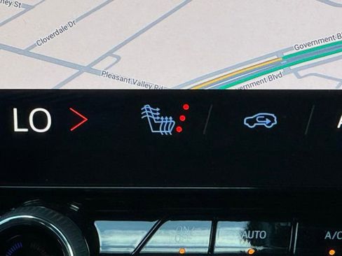 New 2025 Chevrolet Blazer EV LT image 30