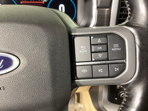 Used 2022 Ford F150 Lariat w/ Equipment Group 502A High AWD/4WD image 25