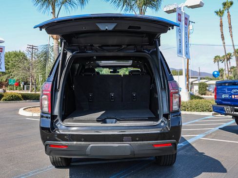 Used 2022 Chevrolet Suburban RST w/ Luxury Package AWD/4WD image 29