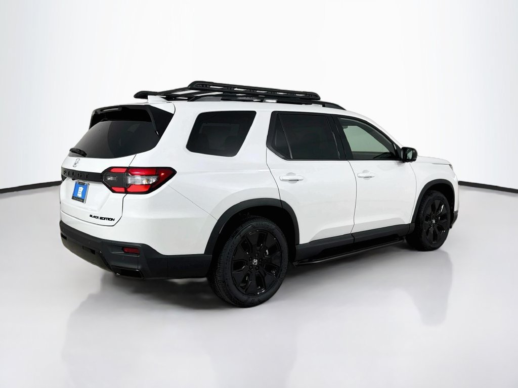 New 2026 Honda Pilot Black Edition image 7