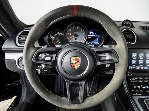 Used 2021 Porsche 718 Cayman GT4 image 9
