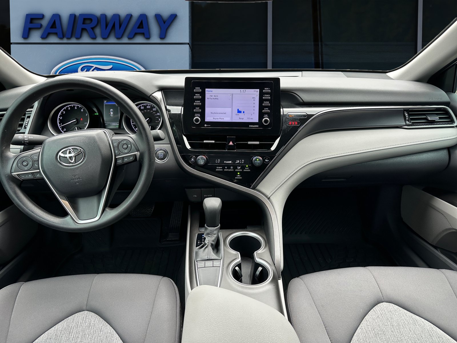 Used 2024 Toyota Camry LE w/ Convenience Package FWD image 15