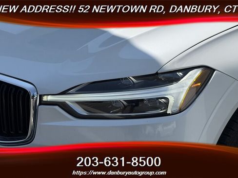 Used 2019 Volvo XC60 T6 Momentum w/ Premium Package AWD/4WD image 9