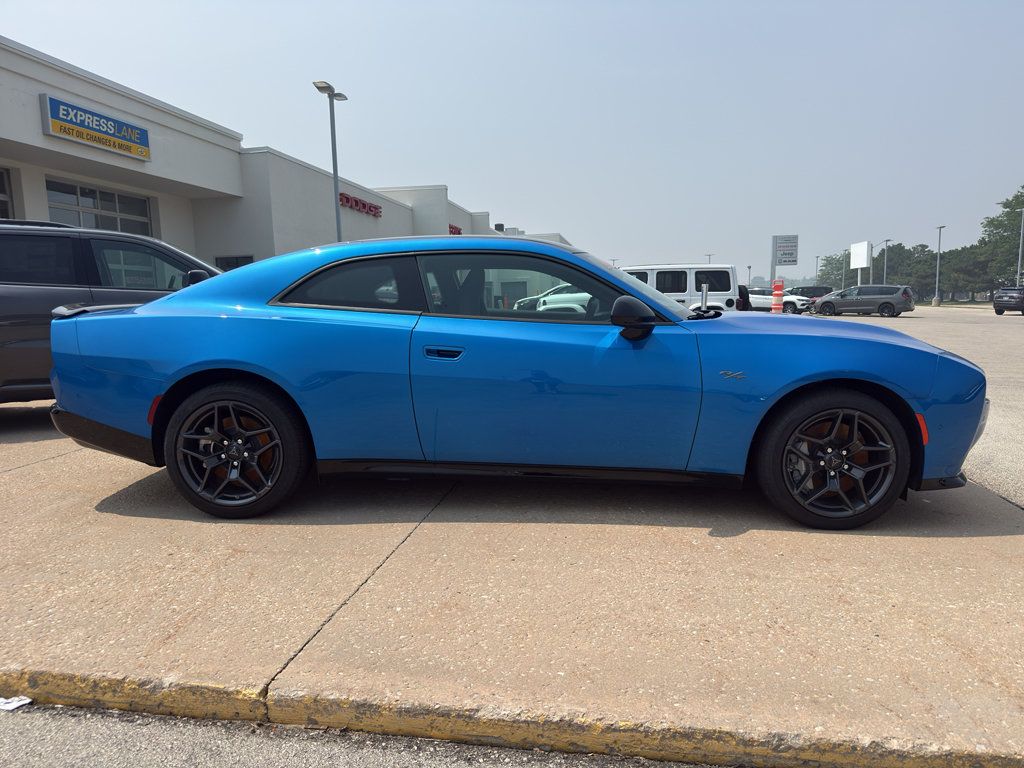 New 2026 Dodge Charger R/T AWD/4WD image 4