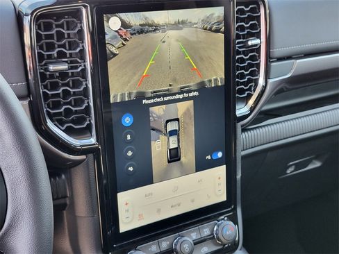 New 2025 Ford Ranger Lariat w/ Convenience Package image 21