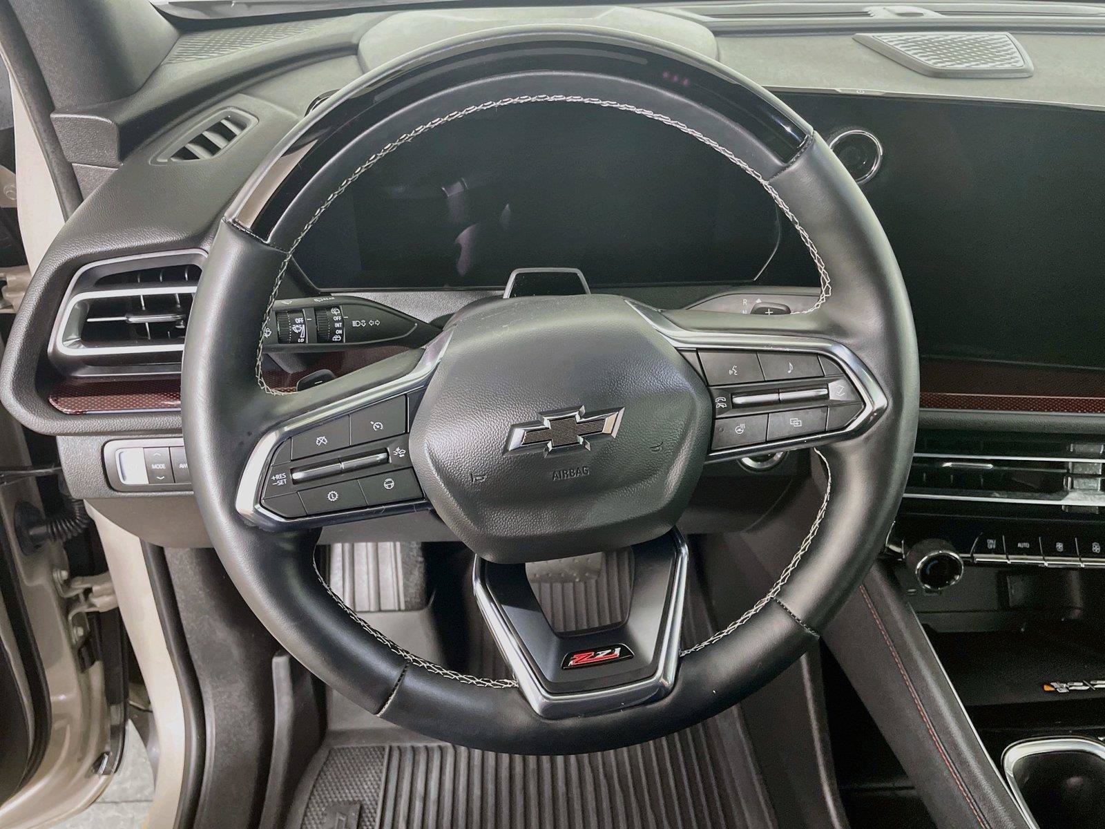 Used 2026 Chevrolet Traverse Z71 w/ Enhanced Driving Package AWD/4WD image 18