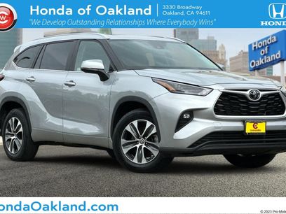 Used 2023 Toyota Highlander XLE