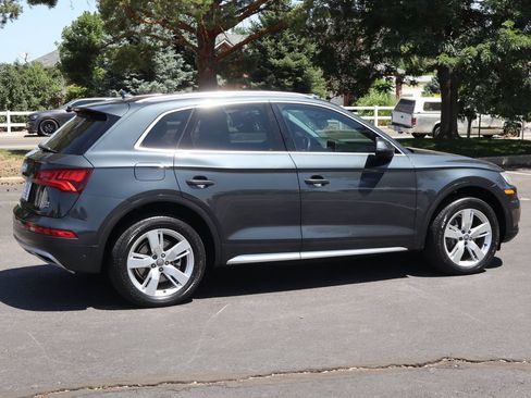 Used 2018 Audi Q5 2.0T Premium Plus w/ Premium Plus Package AWD/4WD image 4