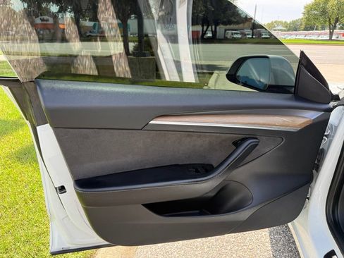 Used 2022 Tesla Model 3 RWD image 16
