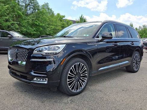 Certified 2024 Lincoln Aviator Black Label AWD/4WD image 3