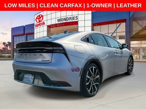 Used 2024 Toyota Prius Prime Premium w/ Advanced Technology Package FWD image 7