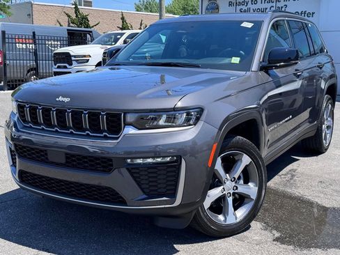 New 2026 Jeep Grand Cherokee Limited AWD/4WD image 3