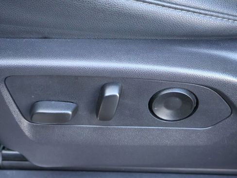 Certified 2024 GMC Sierra 1500 SLT image 31