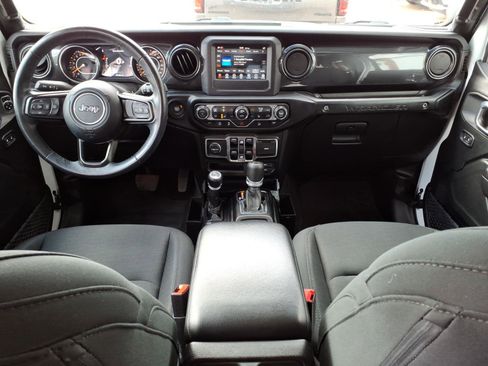 Used 2020 Jeep Wrangler Unlimited Sport image 11