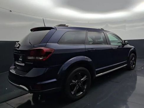 Used 2020 Dodge Journey Crossroad FWD image 12