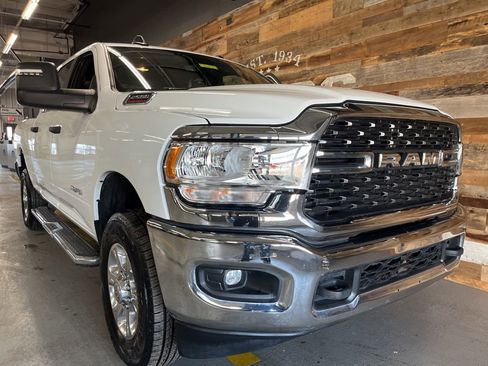 Used 2024 RAM 2500 Big Horn image 41