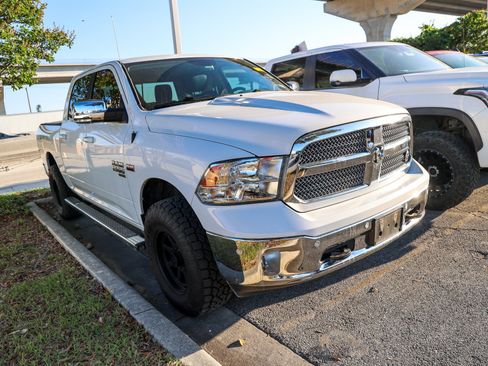 Used 2019 RAM 1500 Lone Star AWD/4WD image 9