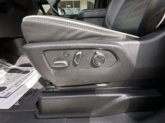 Certified 2025 GMC Yukon XL AT4 Ultimate AWD/4WD image 20