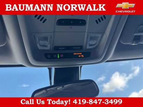 Used 2024 Chevrolet Blazer LT w/ Convenience Package FWD image 28