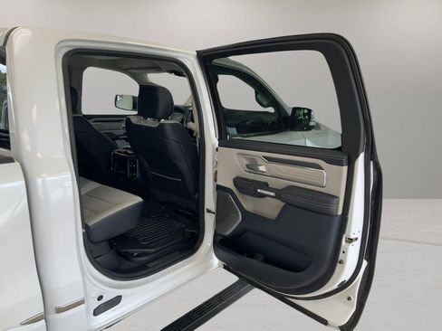 Used 2022 RAM 1500 Limited AWD/4WD image 24