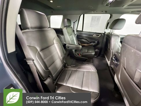 Used 2015 GMC Yukon Denali w/ Premium Package image 18