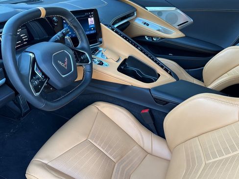 Used 2024 Chevrolet Corvette Stingray Preferred Conv w/ Z51 Performance Package image 11