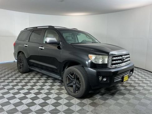 Used 2010 Toyota Sequoia Platinum AWD/4WD image 3