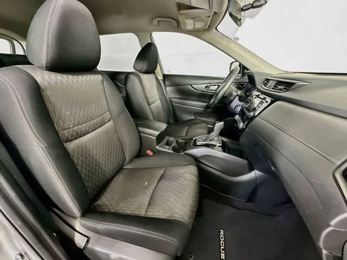 Used 2017 Nissan Rogue SV FWD image 15