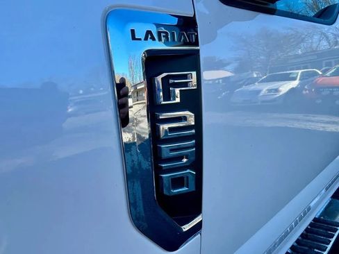 Used 2018 Ford F250 Lariat w/ Chrome Package image 28