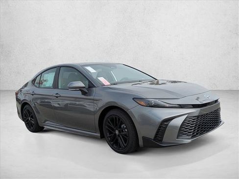 New 2026 Toyota Camry SE image 6