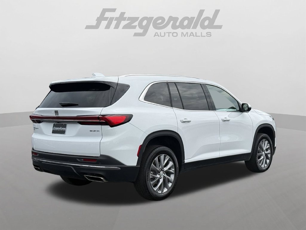 Used 2025 Buick Enclave Preferred AWD/4WD image 8