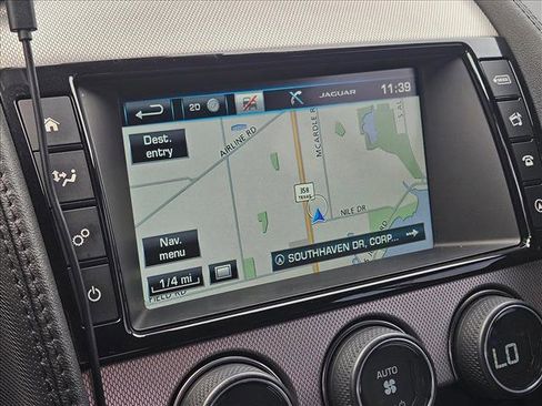 Used 2017 Jaguar F-TYPE Coupe image 12