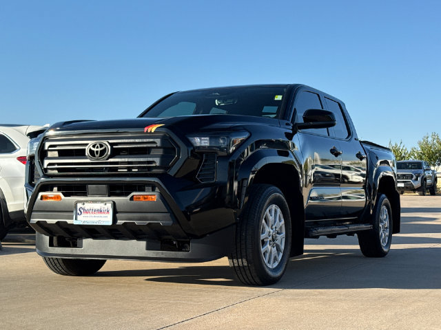 Used 2026 Toyota Tacoma SR5 AWD/4WD image 3