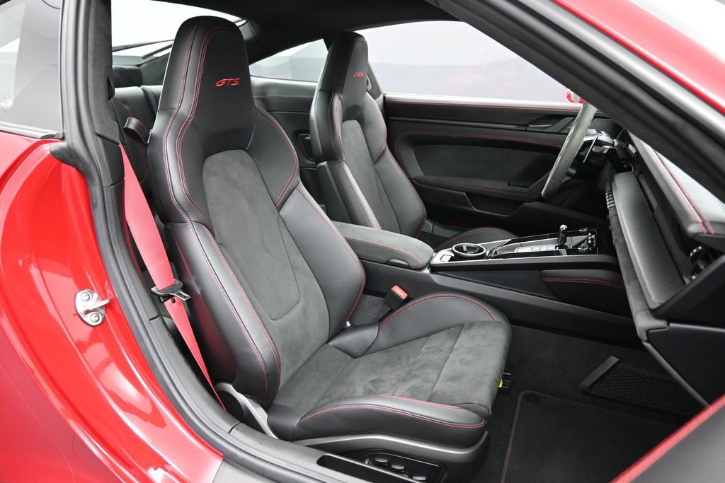 Used 2024 Porsche 911 Carrera 4 GTS AWD/4WD image 28