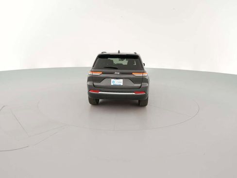 New 2025 Jeep Grand Cherokee Limited image 10