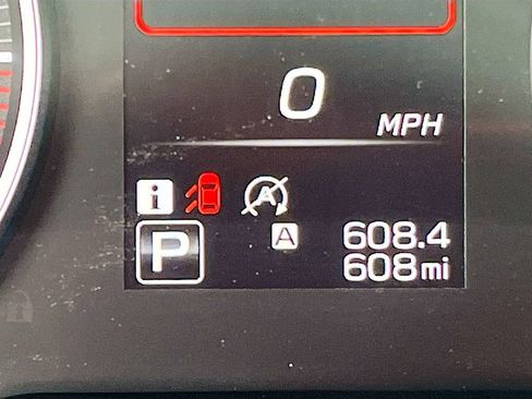 Used 2025 Subaru Outback 2.5i image 12