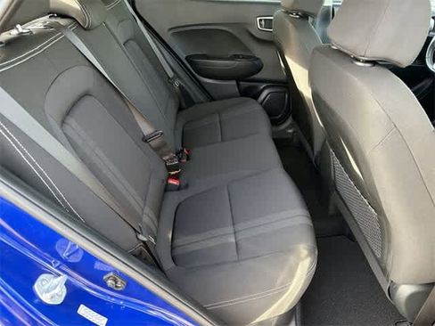 Certified 2023 Hyundai Venue SEL image 18