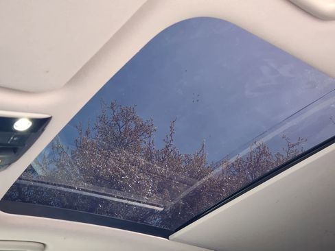 Certified 2021 Kia Sorento EX w/ Panoramic Sunroof Package image 24