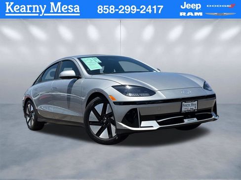 Used 2024 Hyundai Ioniq 6 SE RWD image 1