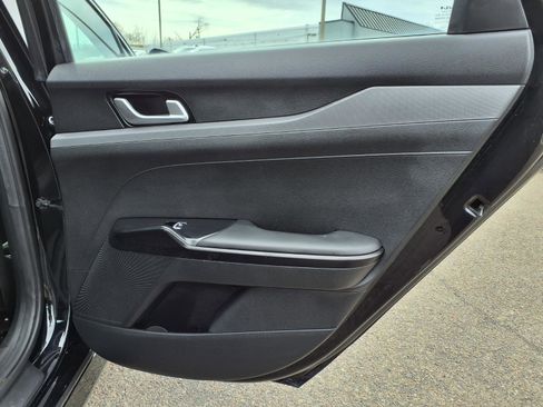 Used 2023 Kia K5 GT-Line image 13