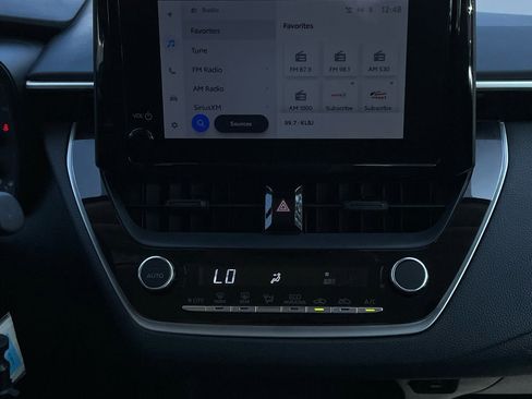 Used 2024 Toyota Corolla LE image 16