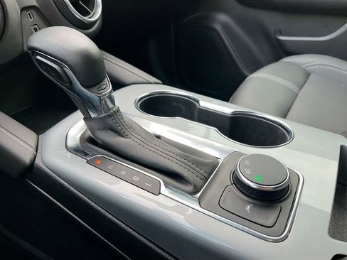Used 2023 Chevrolet Blazer LT w/ LPO, Floor Liner Package FWD image 16