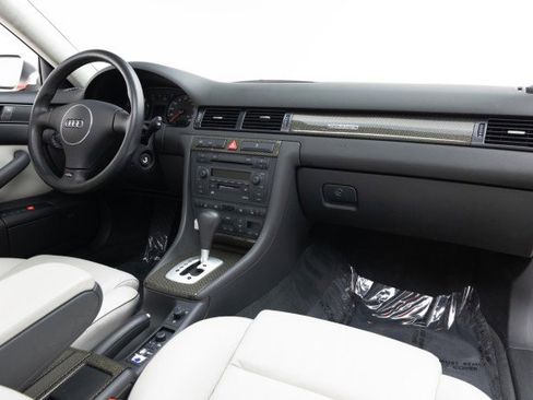 Used 2003 Audi RS 6 image 2