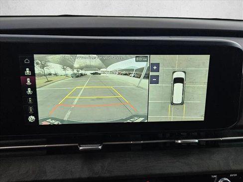 Used 2024 Kia Carnival SX image 11