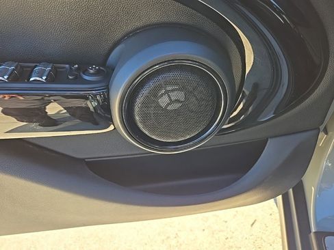 Used 2018 MINI Cooper S image 42