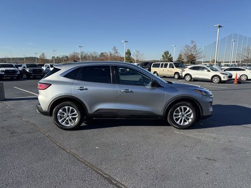 Certified 2022 Ford Escape SE w/ Convenience Package image 9