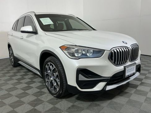 Used 2021 BMW X1 sDrive28i image 4