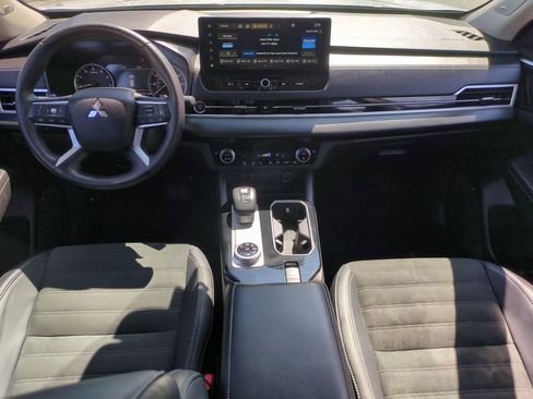 Used 2025 Mitsubishi Outlander SE AWD/4WD image 26
