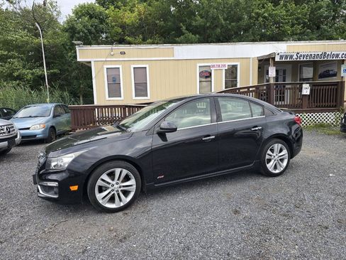 Used 2015 Chevrolet Cruze LTZ w/ Sun, Sound and Sport Package FWD image 3